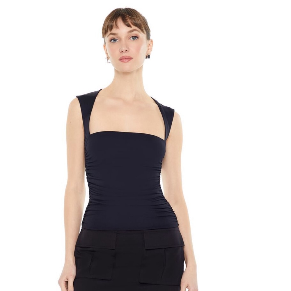 Ruched Sleeveless Top in black
